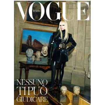 高端时尚刊意大利VOGUE 2022年2月多拉范思哲