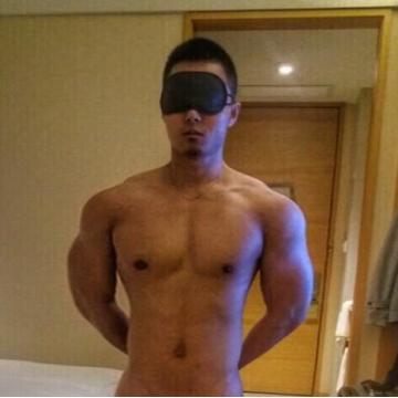 高端男模写真素材肌肉健身教练冯炽超私密集（全J图片+视频控射系列）