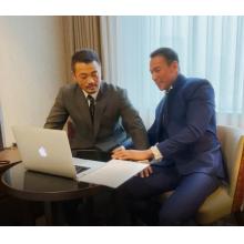 高端男模写真素材男模玄斗VS龍治之同事的西装诱惑（双人视频上下完整版）