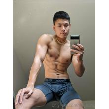 高端男模写真素材亚裔肌肉帅哥KAIYOUNG ONLYFANS合集（全J图片+视频汇总）