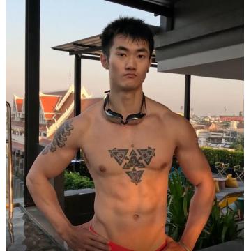 HK肌肉男神WingHongTang OF合集6期(三个视频汇总)