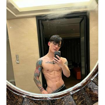 高端男模写真素材纹身帅哥里維Levi OF合集（日常图集部分全J+视频汇总）